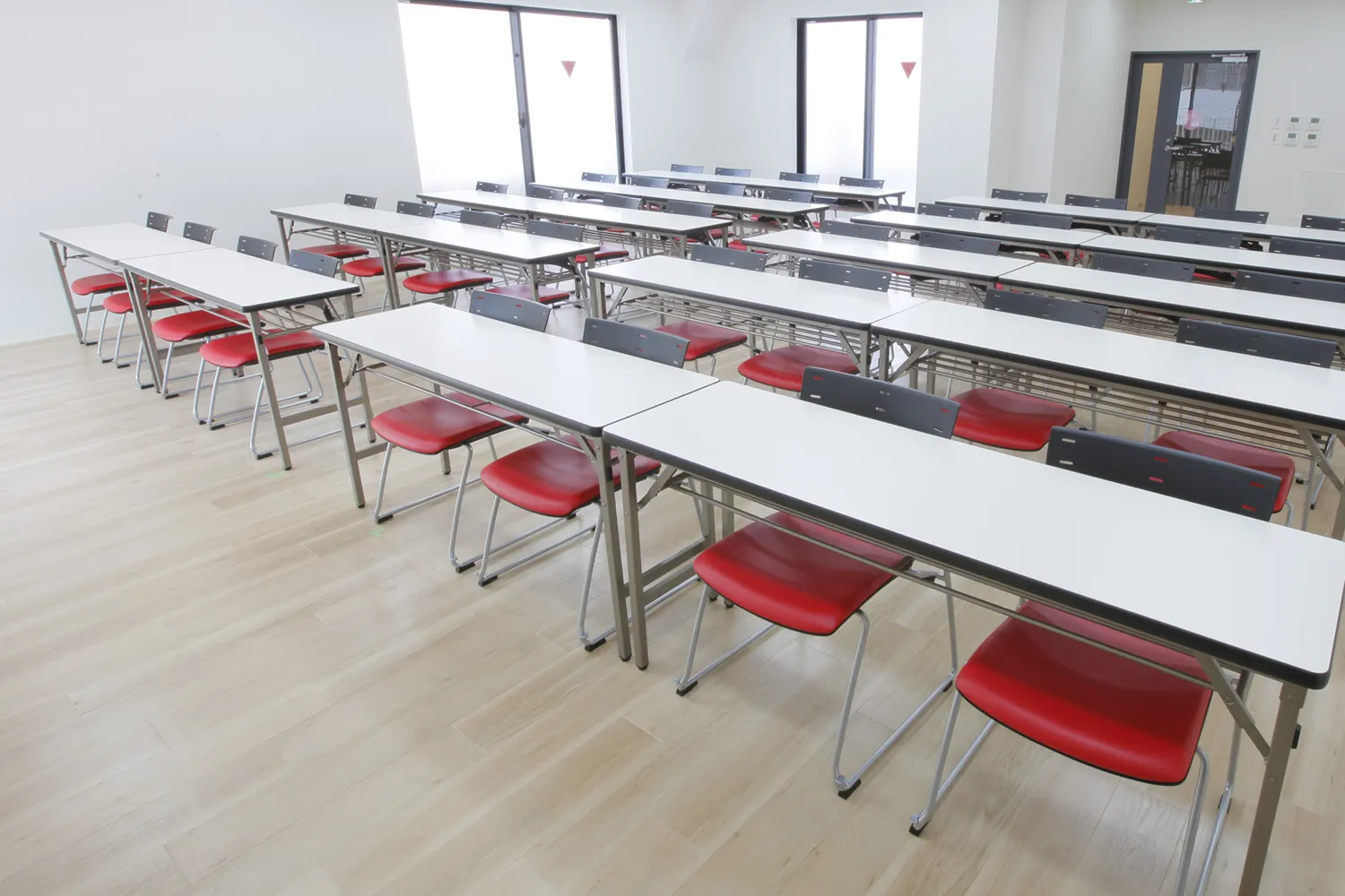 建学の精神 | 岩谷学園アーティスティックB横浜美容専門学校